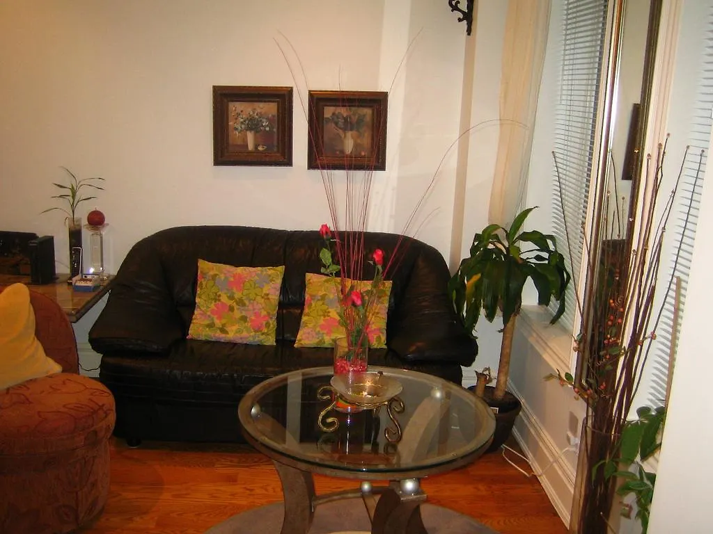 A Suite Dreams Toronto B&B (Adults Only)