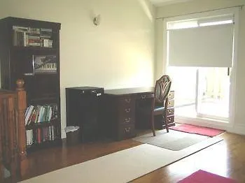Bed & Breakfast A Suite Dreams Toronto B&B (Adults Only)