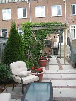 A Suite Dreams Toronto B&B (Adults Only) Bed & Breakfast
