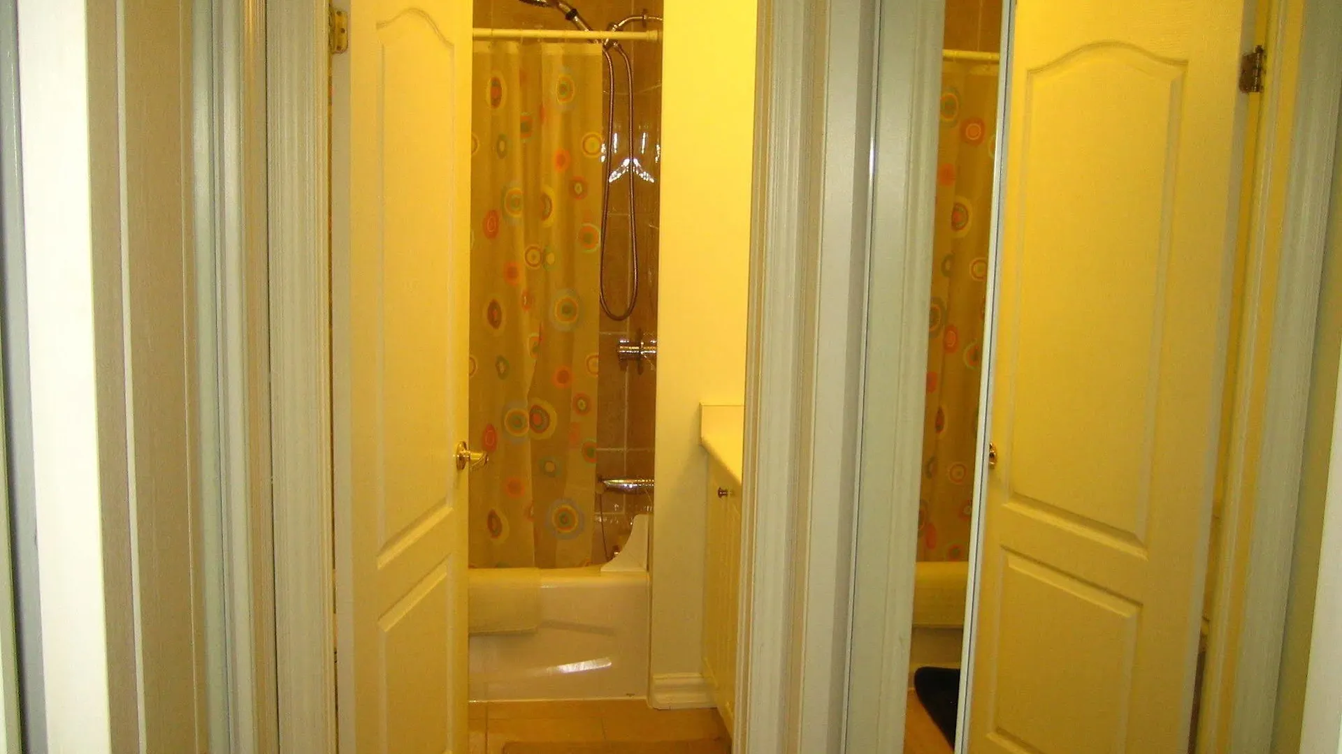 A Suite Dreams Toronto B&B (Adults Only) Bed & Breakfast